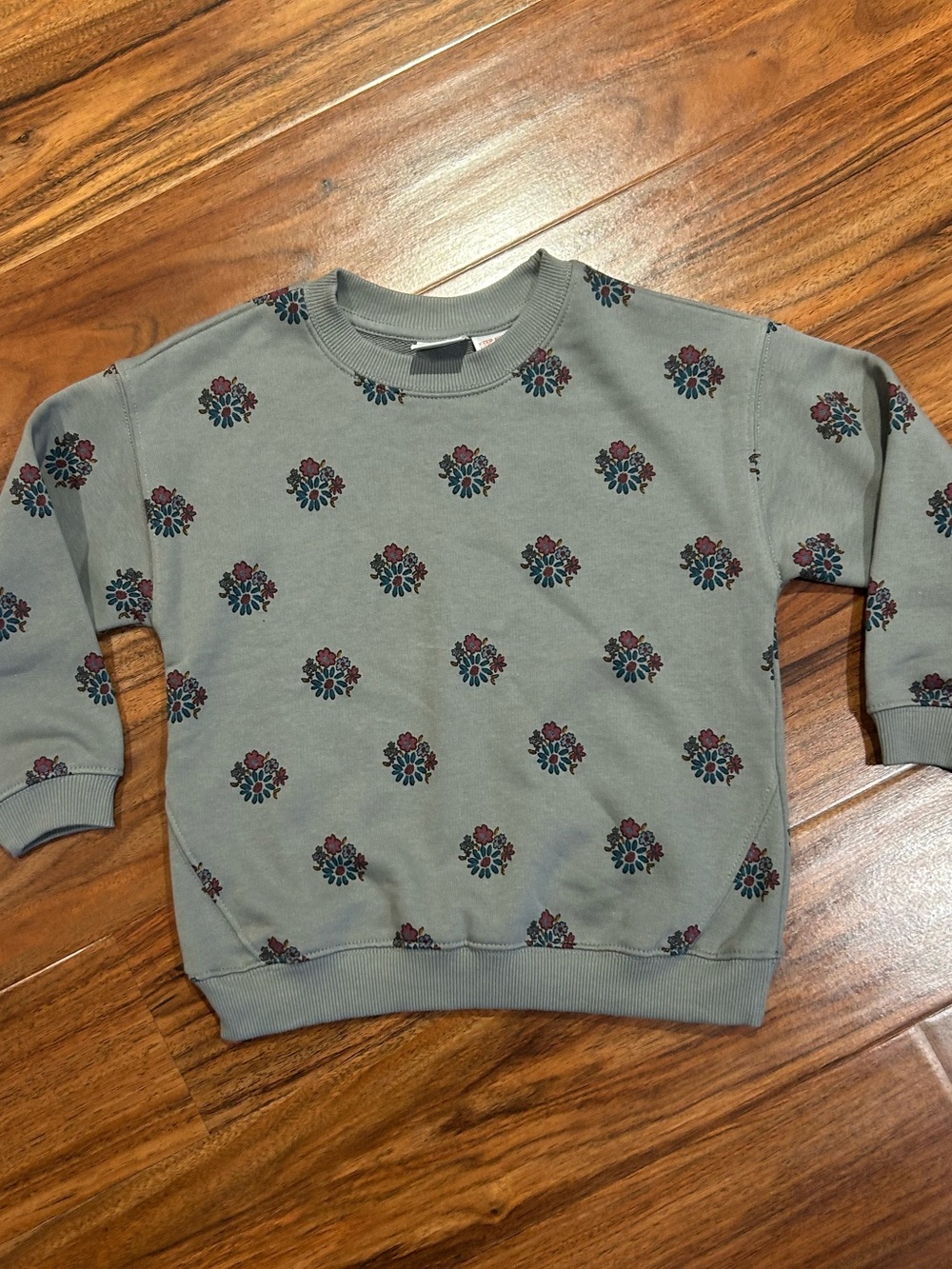 Zara kids pullover sweater long sleeve medallion girls size 5 5t